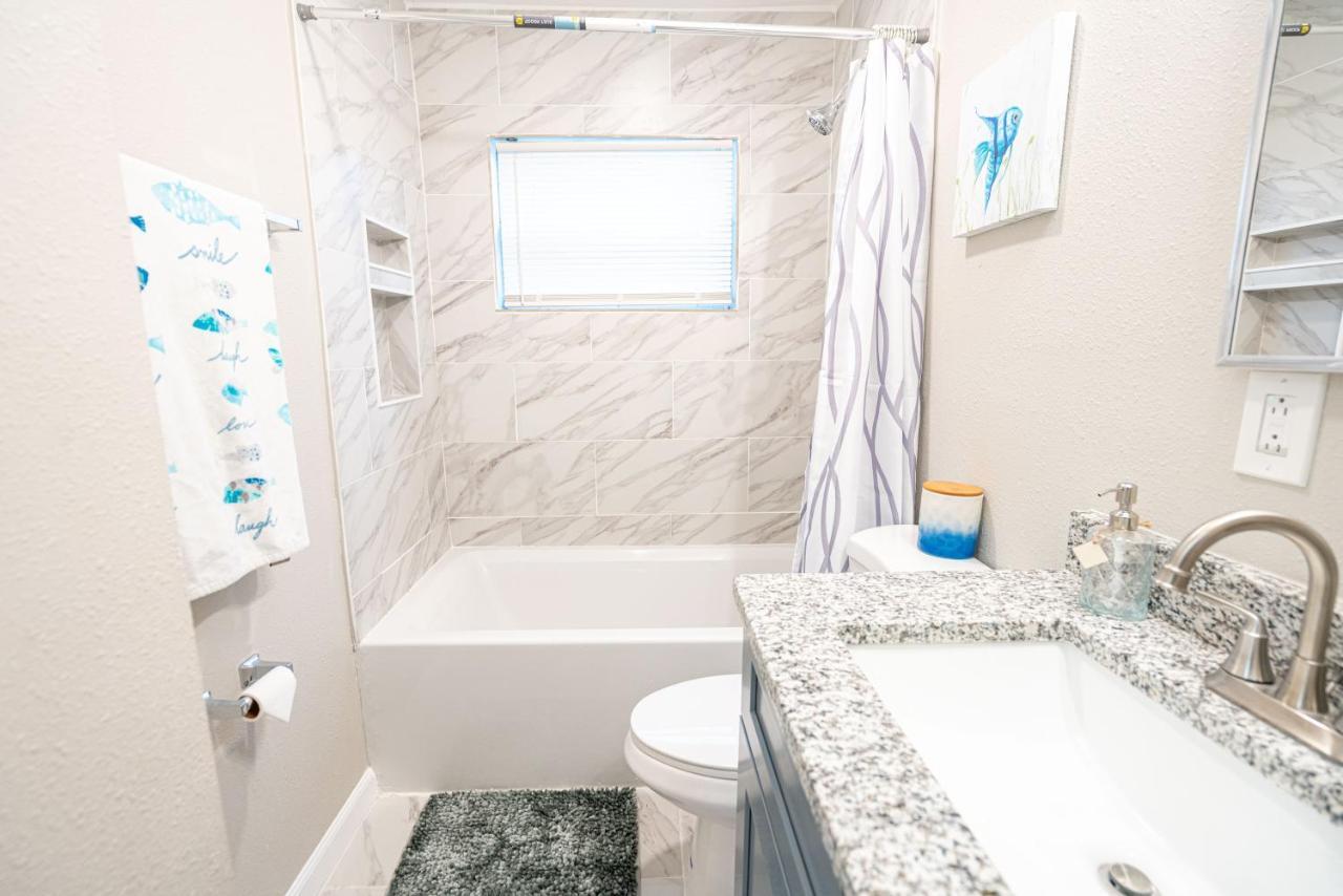 University Serenity Suites Tampa Eksteriør billede