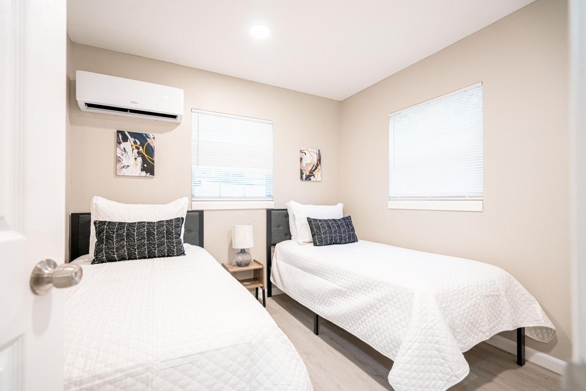 University Serenity Suites Tampa Eksteriør billede