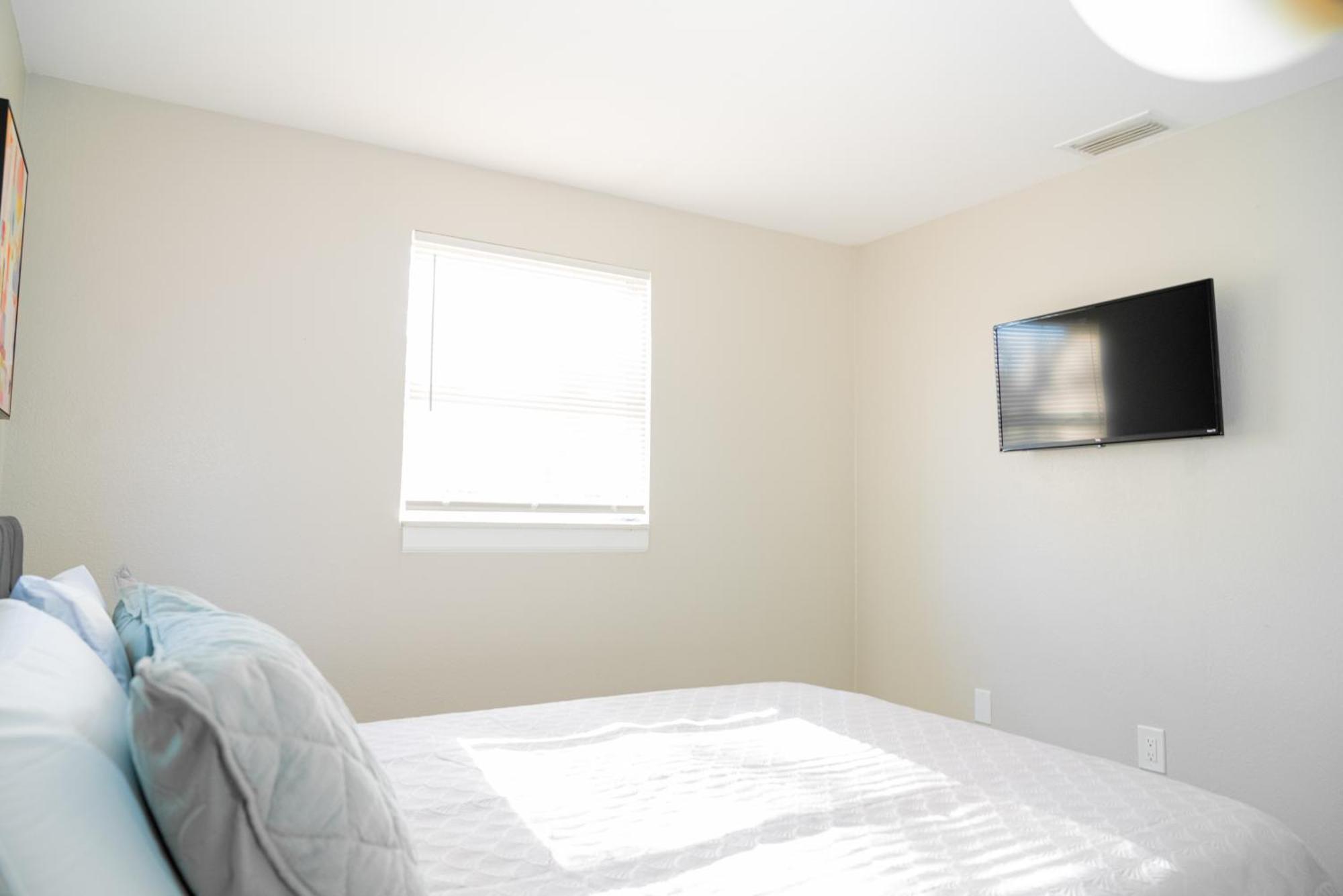 University Serenity Suites Tampa Eksteriør billede